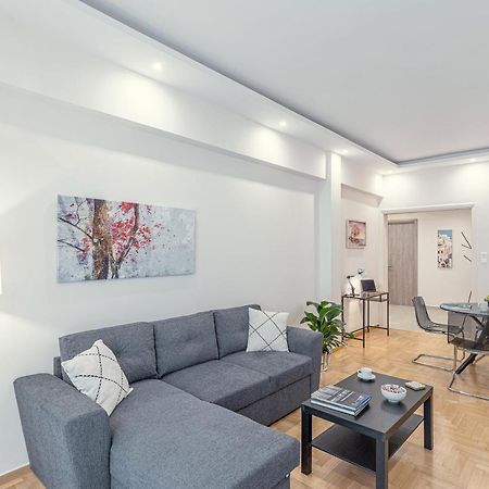 Amazing Apartment Near Metro Station! Atene Esterno foto