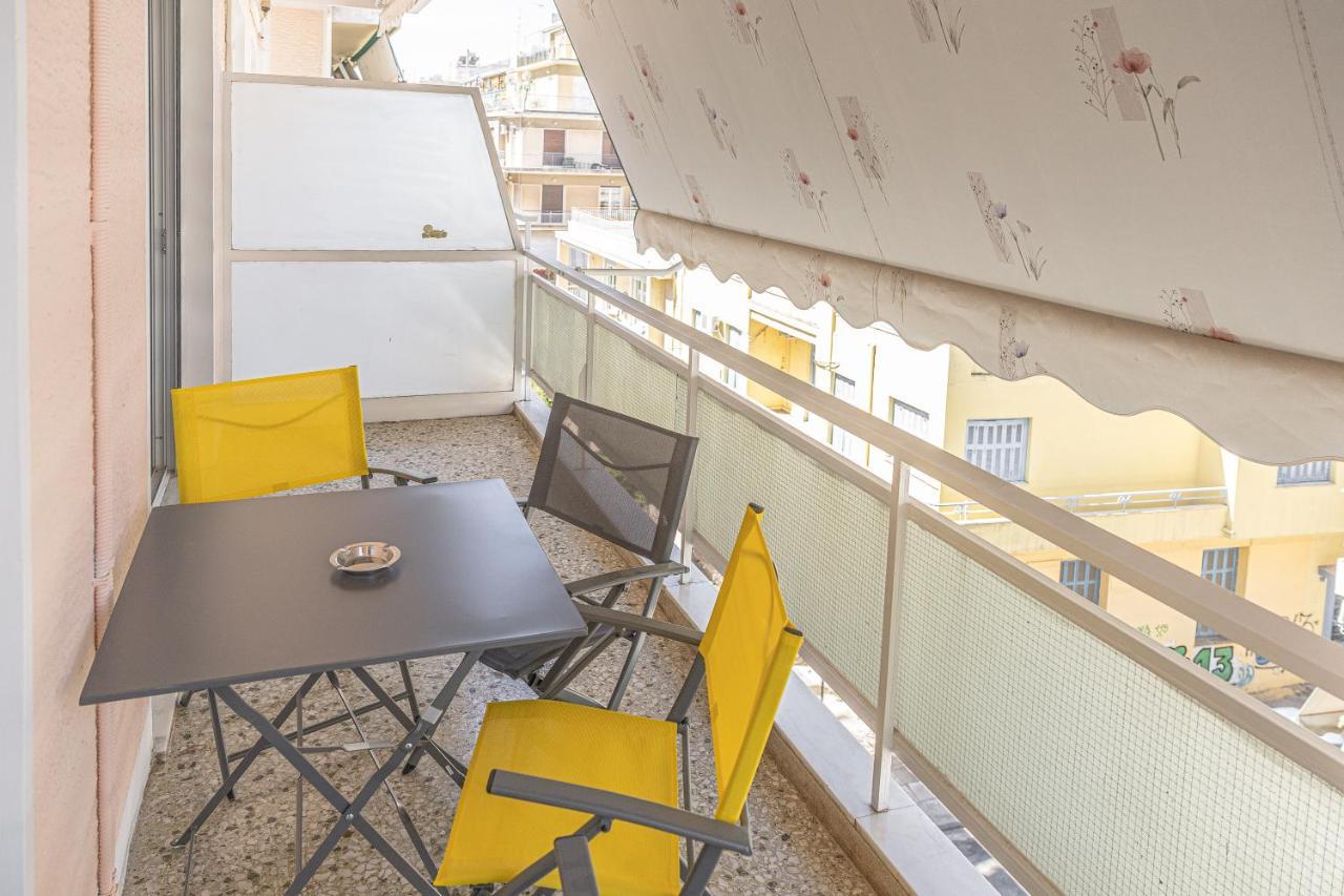 Amazing Apartment Near Metro Station! Atene Esterno foto
